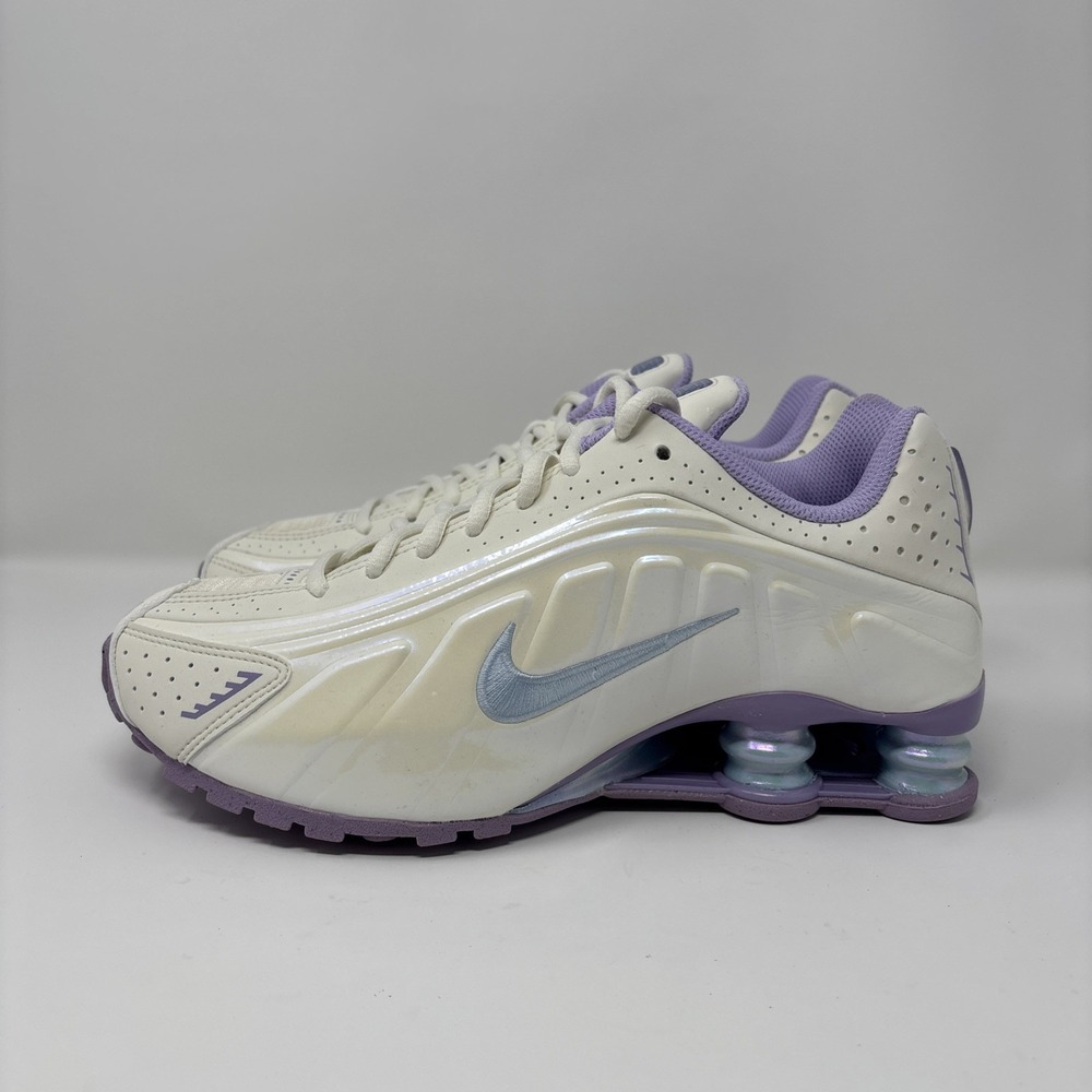 Nike Kids Shox R4 (GS) Size 6Y/7.5W, White/Purple |IH4050-001|